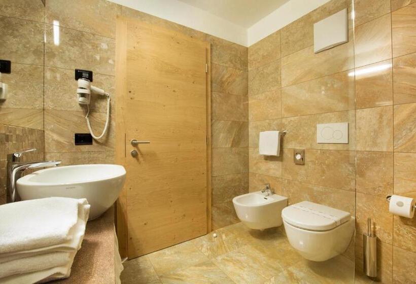 סוויטה עם מרפסת, Chalet Marcora