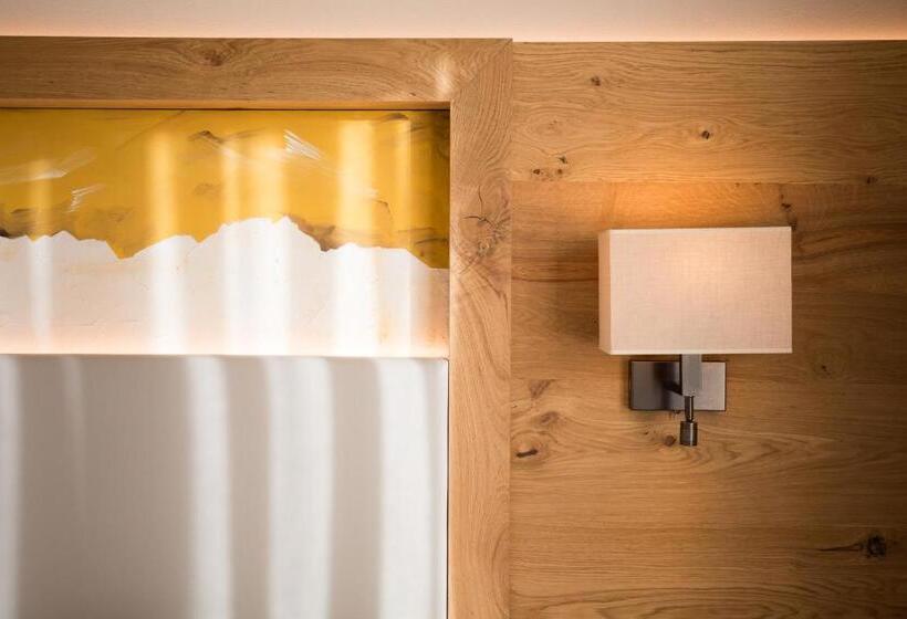 חדר אקונומי, Chalet Marcora