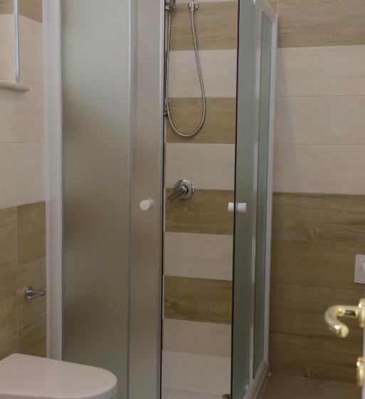 اتاق لوکس, Domus Antiqua Residence