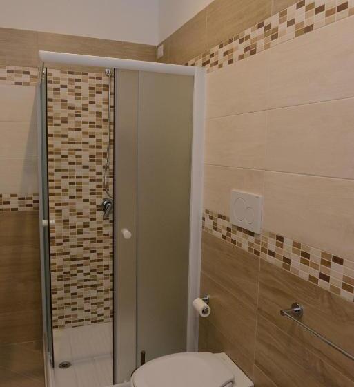 اتاق لوکس, Domus Antiqua Residence