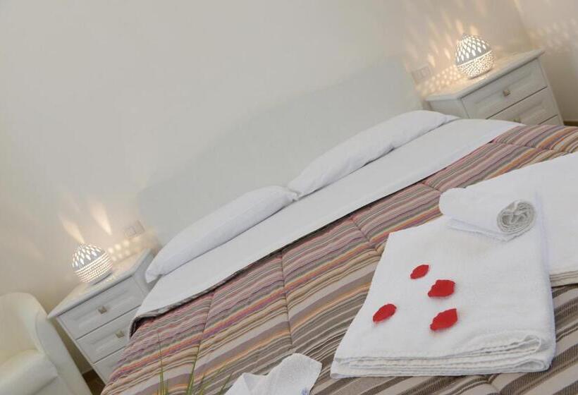 اتاق لوکس, Domus Antiqua Residence