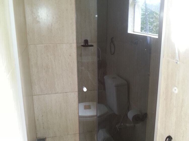 غرفة قياسية ثلاثية, Eco Pousada Jardim Botânico