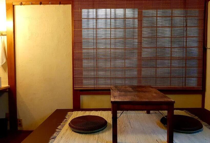 غرفة عائلية حمام مشترك, Guesthouse Futareno