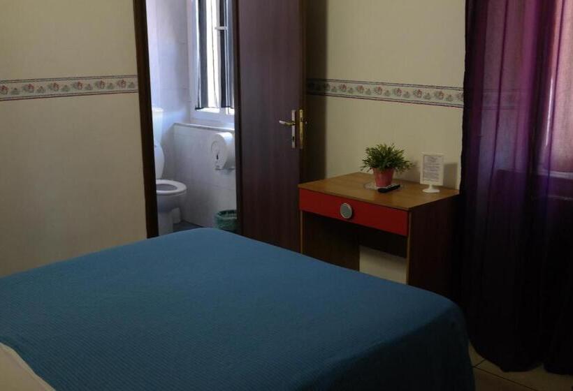 اتاق استاندارد, Houston Livorno   Struttura Esclusivamente Turistica   Not For Business Or Workers