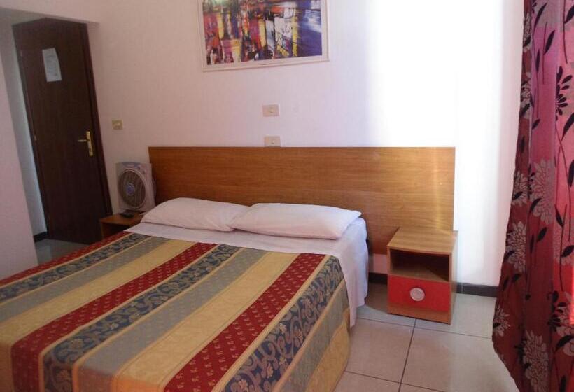 اتاق استاندارد, Houston Livorno   Struttura Esclusivamente Turistica   Not For Business Or Workers