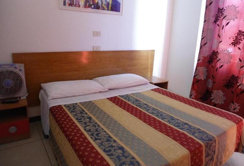 اتاق استاندارد, Houston Livorno   Struttura Esclusivamente Turistica   Not For Business Or Workers