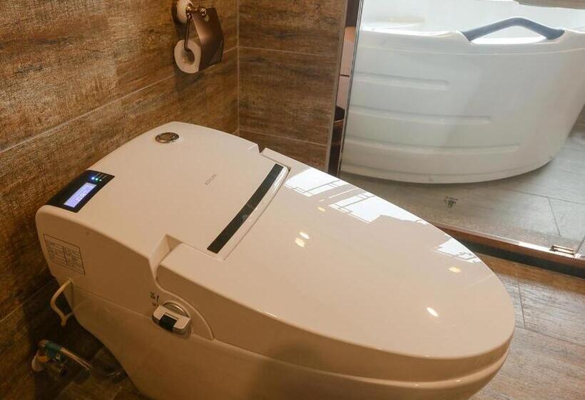 Президентский Люкс, Lee S Boutique Resort