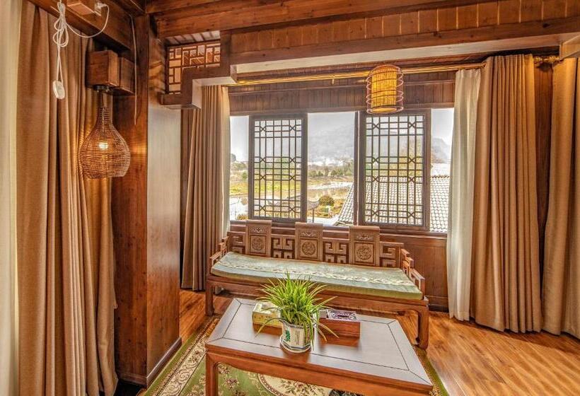 Deluxe room with river view, Lee S Boutique Resort