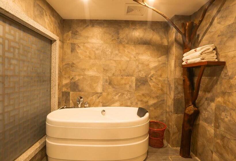 Номер Стандарт Вид на Реку, Lee S Boutique Resort