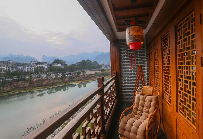 Deluxe room with river view, Lee S Boutique Resort