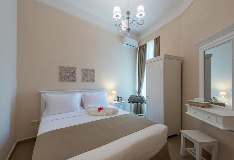 غرفة قياسية, Palladian Home