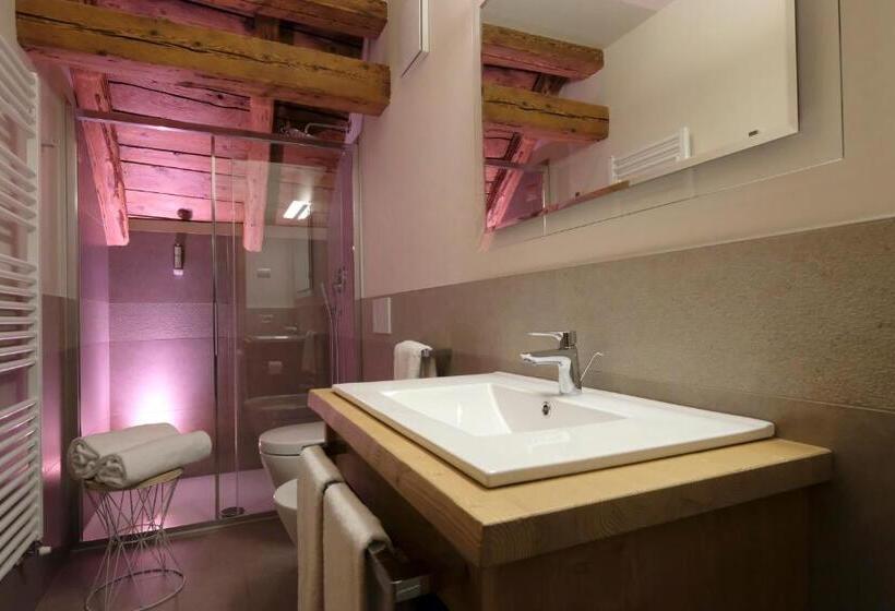 شقة غرفة واحدة, Residence Langes