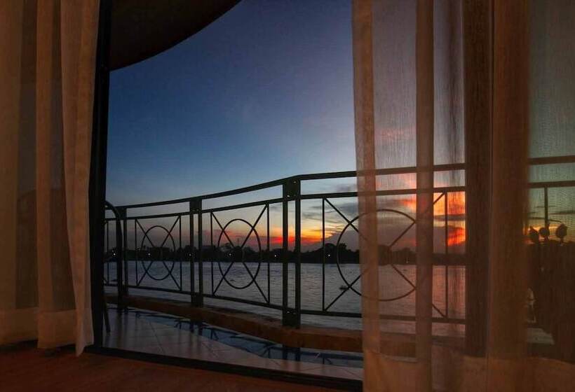 Suite med Balkon, Baanthanamnont