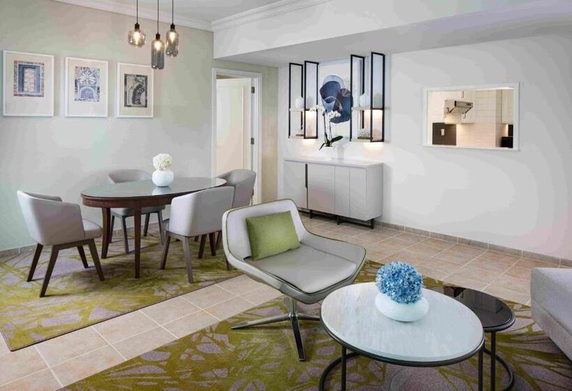 Апартаменты 1 Спальня, Beach Rotana – All Suites