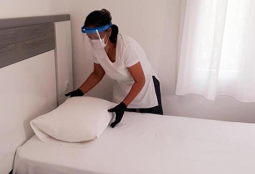 إستوديو قياسى, Parla Apart Otel