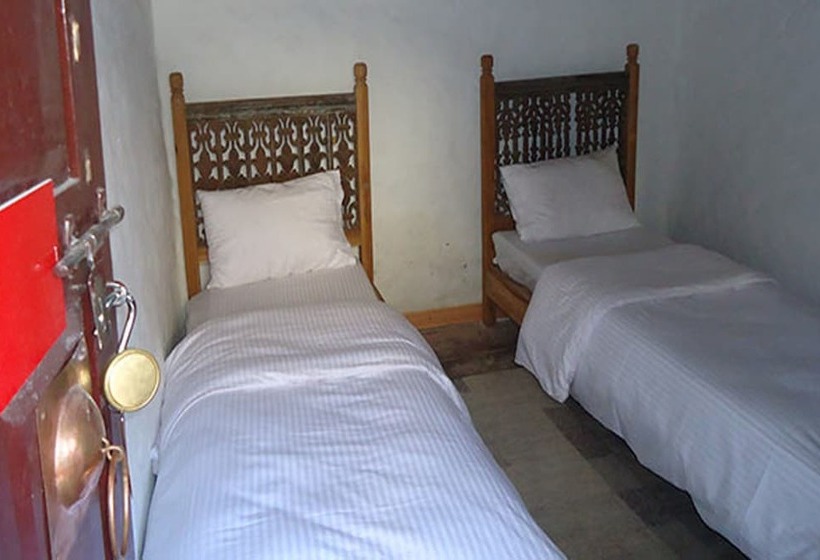 اتاق لوکس, Red House Lodge