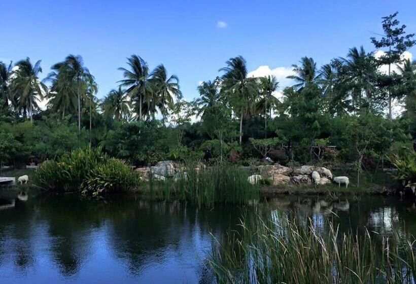 Номер Deluxe с Балконом, Ruean Thai Nai Bang By Pansak Resort