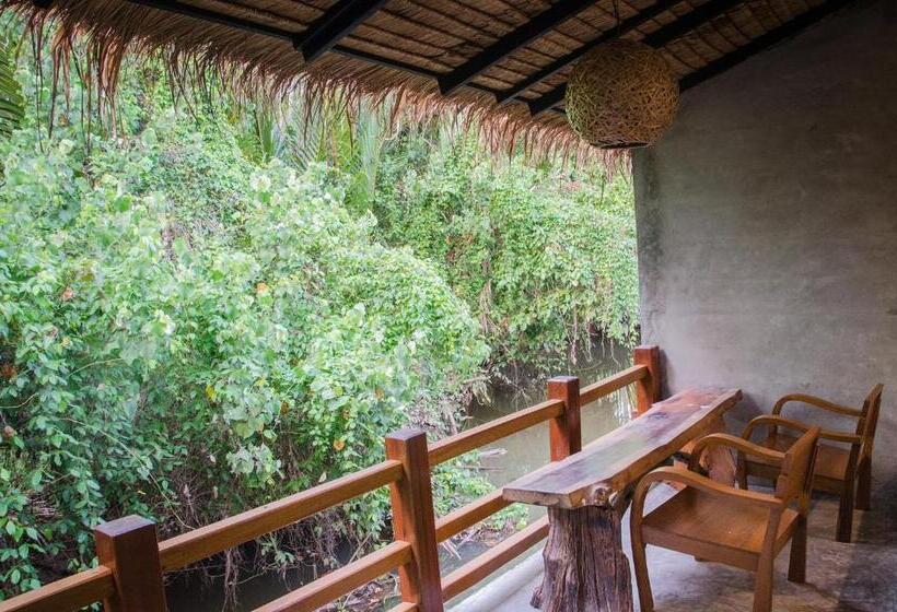 Номер Deluxe с Балконом, Ruean Thai Nai Bang By Pansak Resort