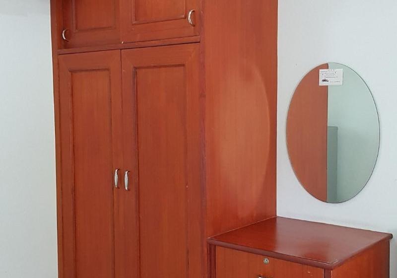 スタンダードルーム, The Grand Apartment