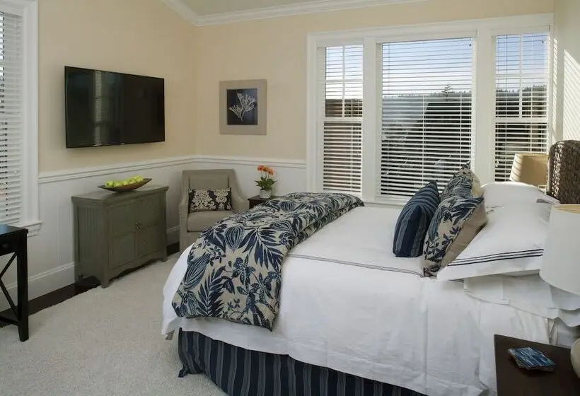 Deluxe Suite Sea View, The Inn At Pleasant Beach