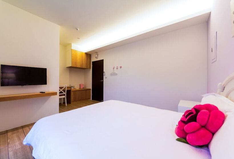 اتاق استاندارد, Ting Shuan B.b Hostel