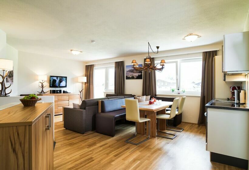 Апартаменты 3 Спальни, Alpenparks Chalet & Apartment Areitxpress