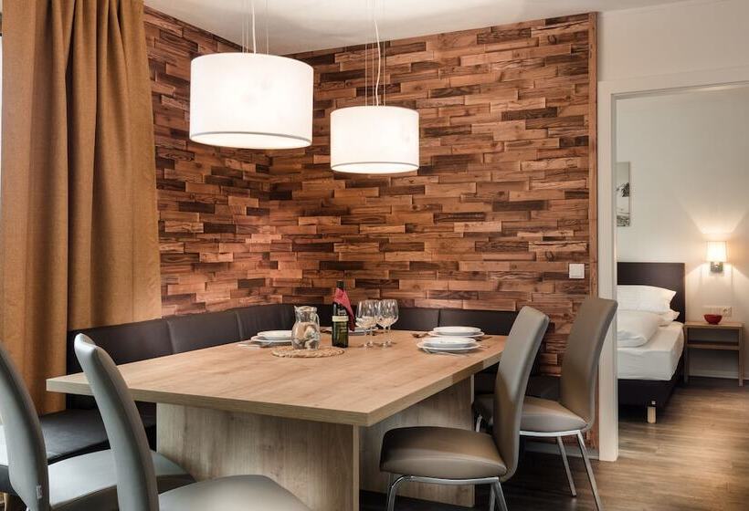 테라스가 있는 2 베드룸 아파트, Alpenparks Chalet & Apartment Areitxpress