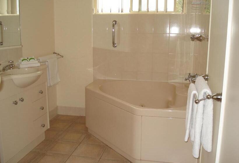 Апартаменты 2 Спальни, Bayview Apartments