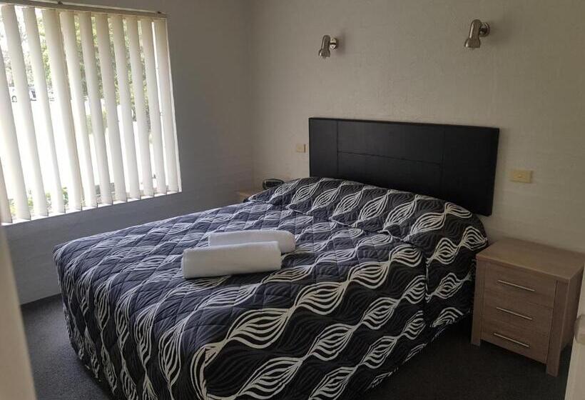 Апартаменты 2 Спальни, Bayview Apartments