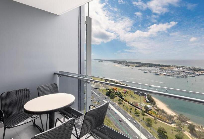 带2个卧室的套房, Meriton Suites Southport