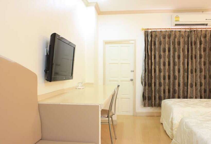 חדר סטנדרט לשלושה, P.a. Ville