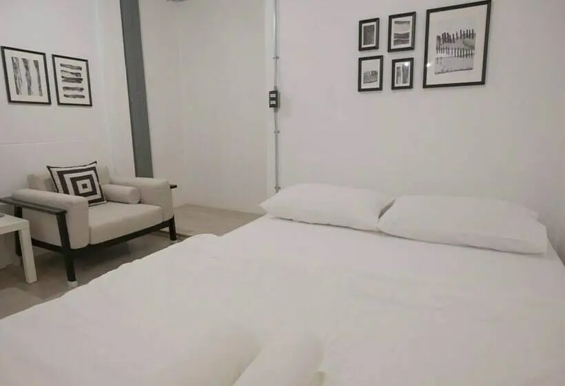 اتاق استاندارد, Sleepcase Hostel