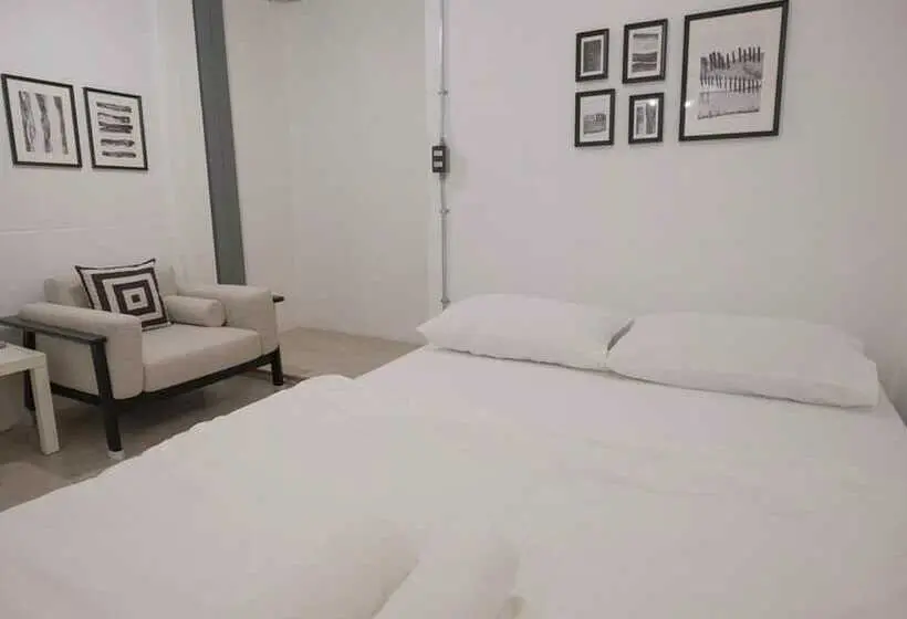 اتاق استاندارد, Sleepcase Hostel
