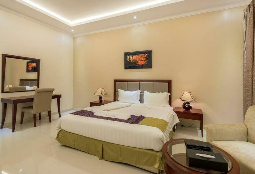 Escritório Estándar, Taleen Al Nakheel Apartment