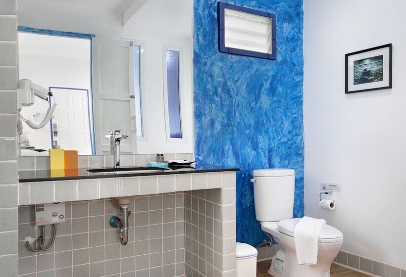 디럭스 룸, The White Knot Koh Chang