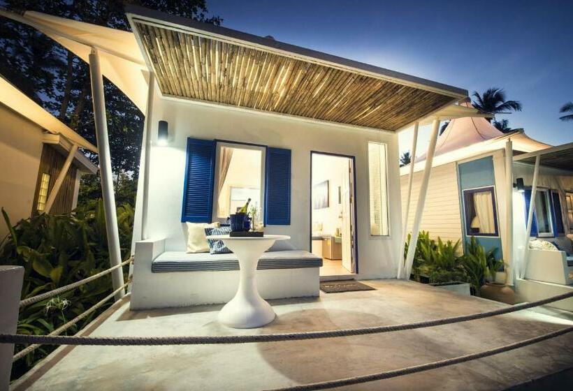 디럭스 룸, The White Knot Koh Chang