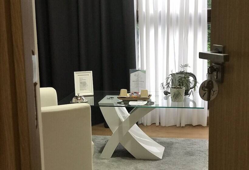 标准三人间, El Rincon Del Cuera