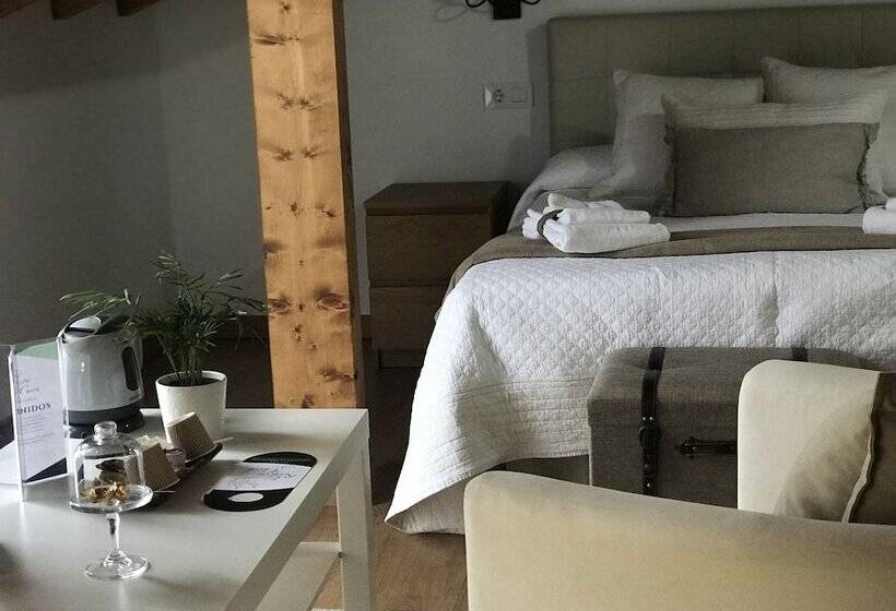 标准三人间, El Rincon Del Cuera