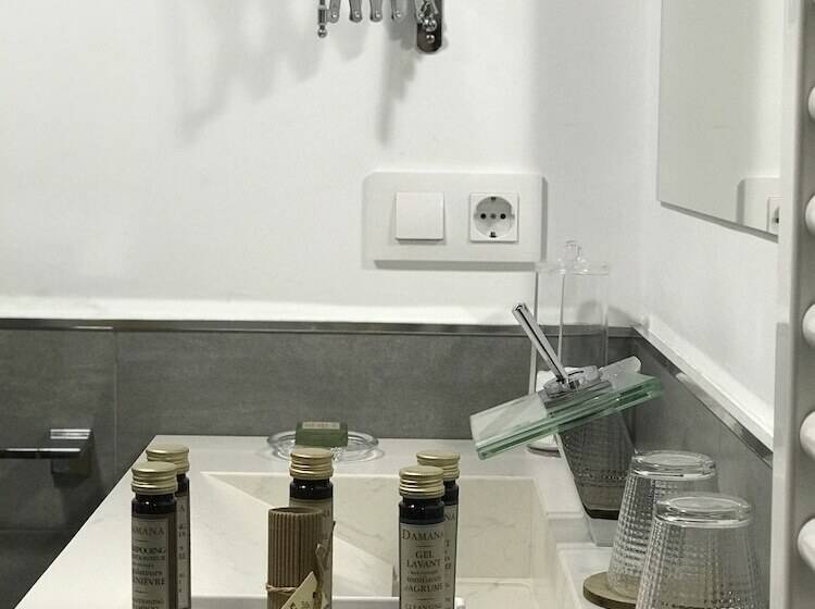 标准三人间, El Rincon Del Cuera