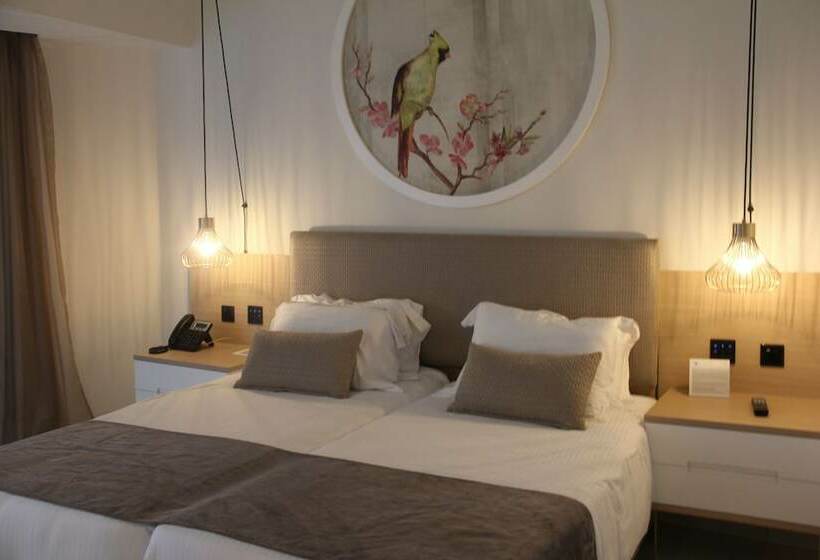 수피리어 룸 측면 바다 전망, Nissiblu Beach Resort