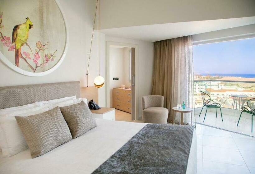 수피리어 패밀리 룸 바다 전망, Nissiblu Beach Resort