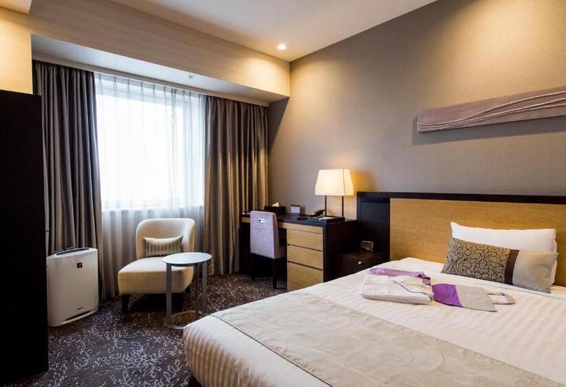 חדר בסיסי, Ole