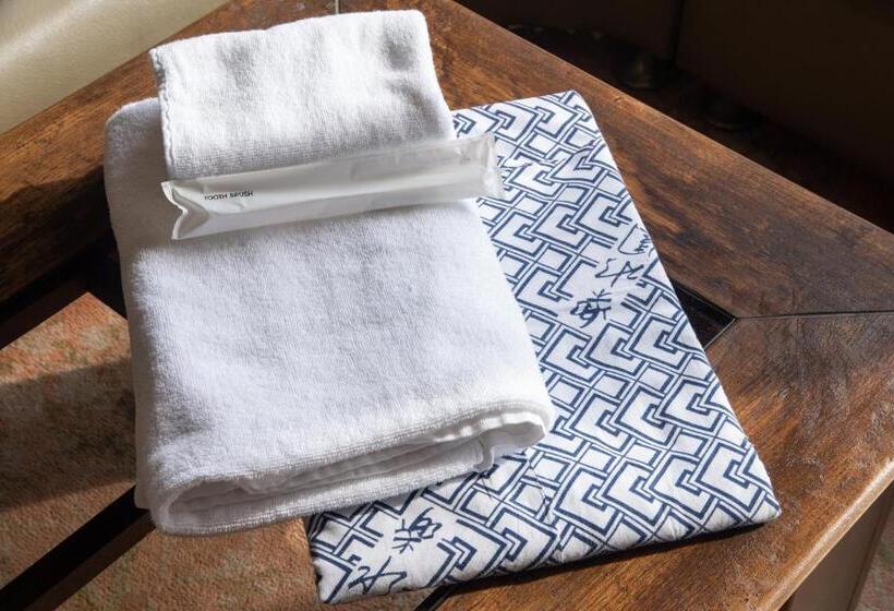 اتاق استاندارد, Rakusuien