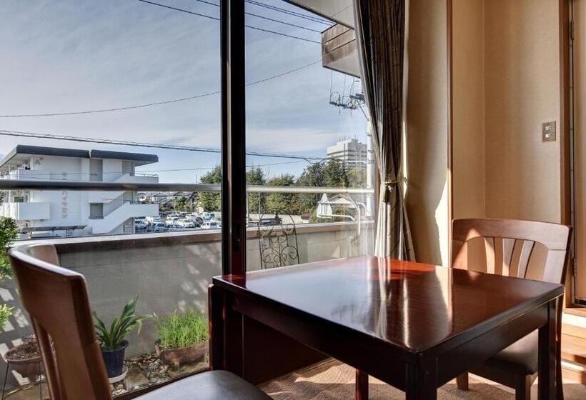 اتاق استاندارد, Rakusuien