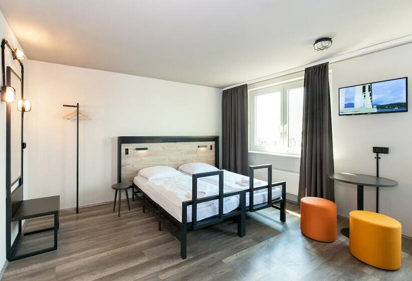 Номер Стандарт Индивидуальный, a&o Frankfurt Ostend