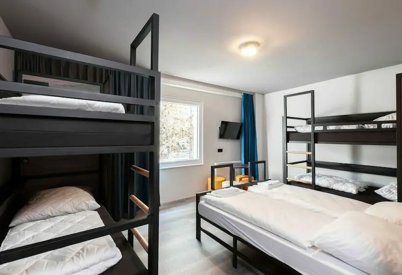 ルームシェアのワンベッド, a&o Frankfurt Ostend