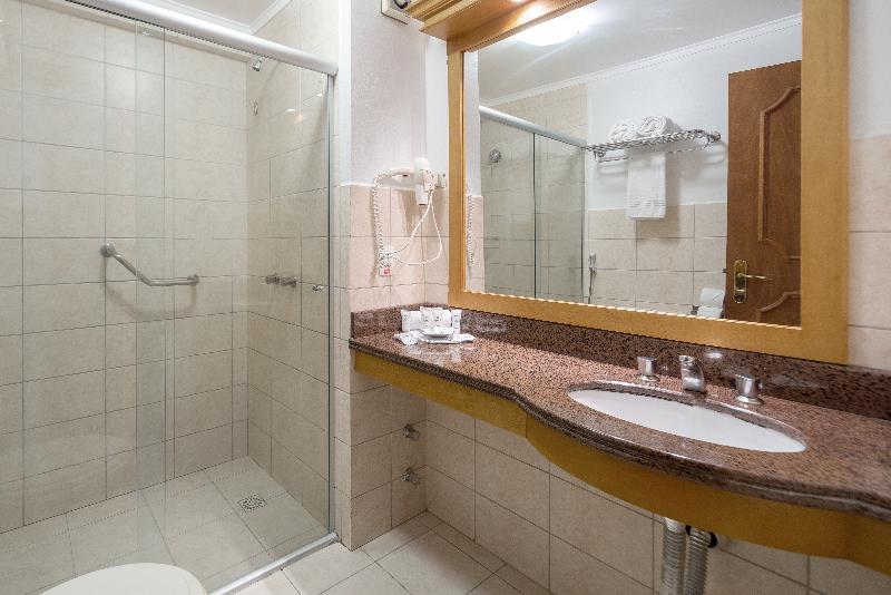Четырехместный Номер Стандарт, a&o Frankfurt Ostend
