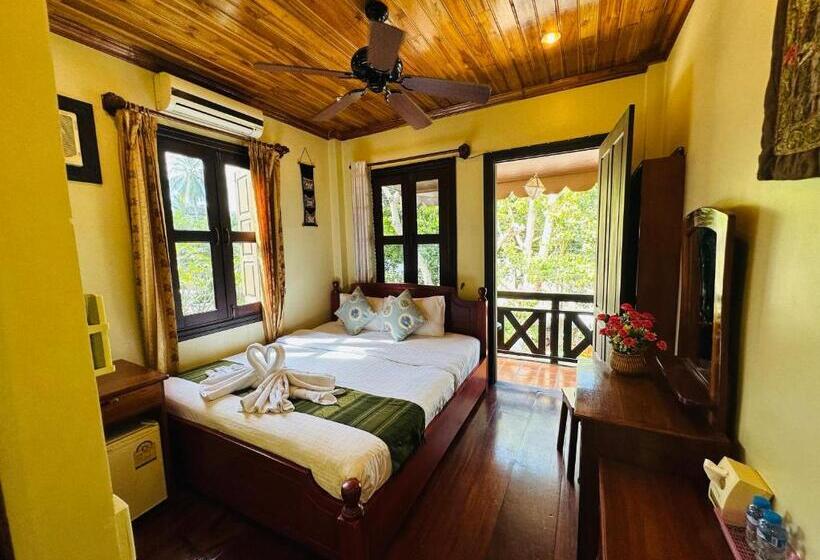 חדר דלוקס עם מרפסת, Anisa Mekong Riverside Villa