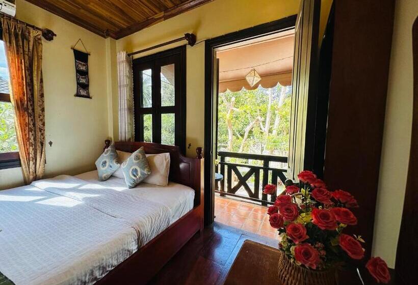 חדר דלוקס עם מרפסת, Anisa Mekong Riverside Villa