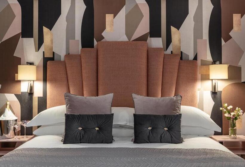 발코니 디럭스 룸, Dome House